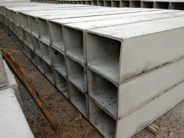 国内TP304不锈钢方管市场价格将先跌后涨的调整走势